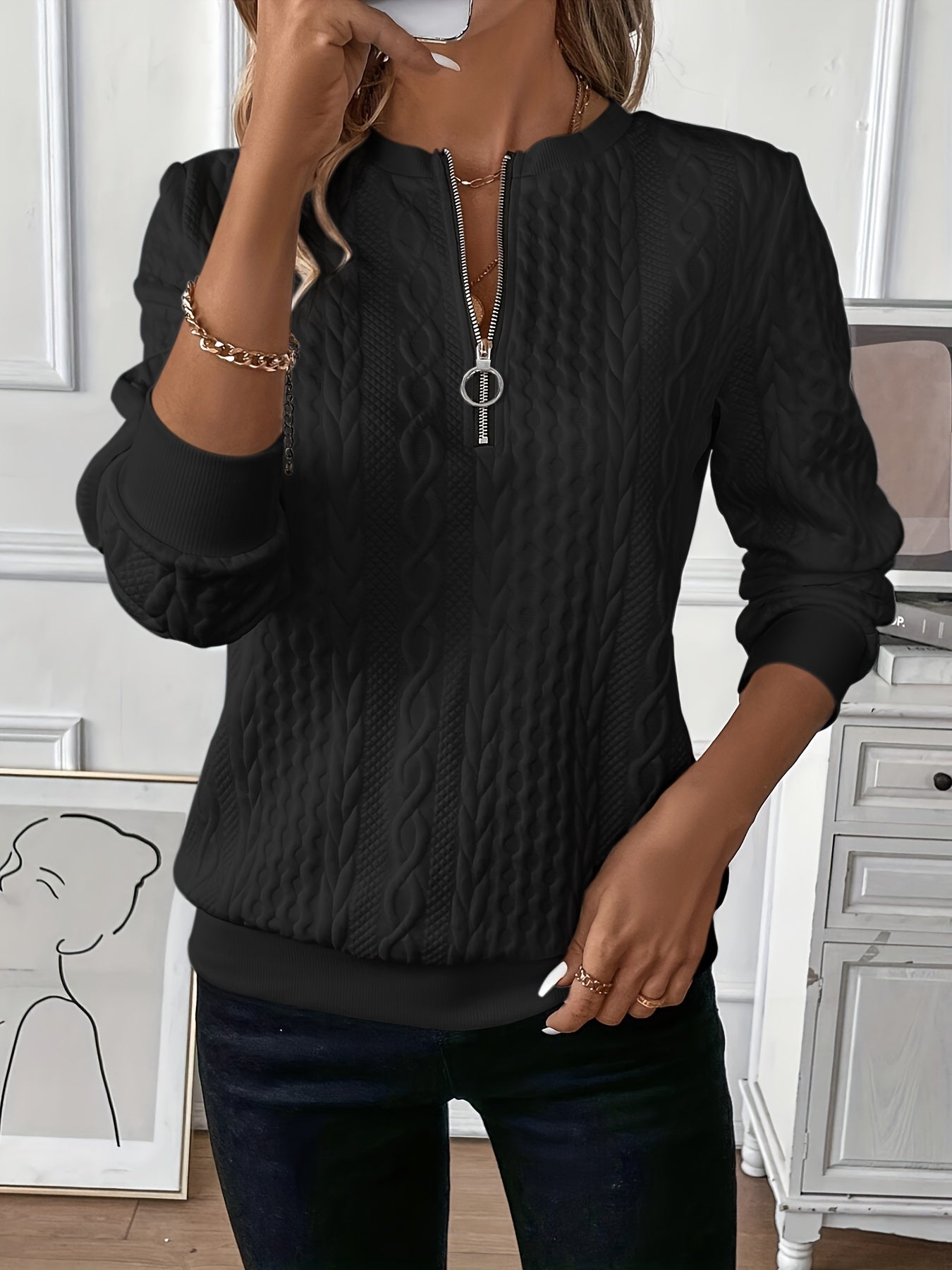 Amalie | Ladies' zip-up cable knit jumper