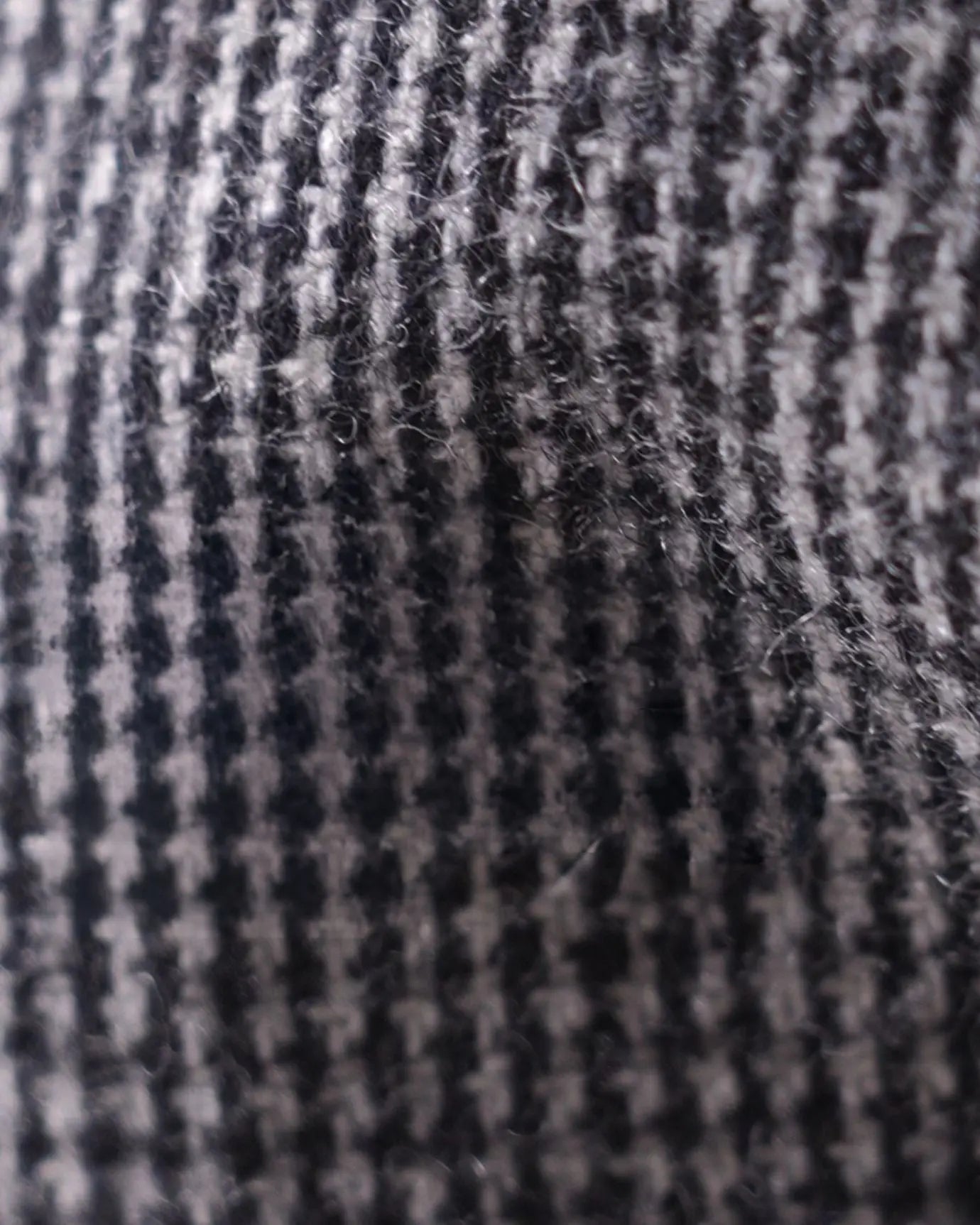 Men's Pleated Wool Blend Trousers – High Waist Tailored Fit