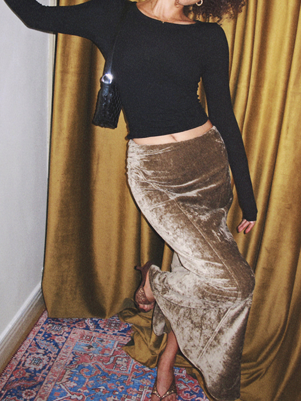 Women's Velvet Skirt in champagne, view 9