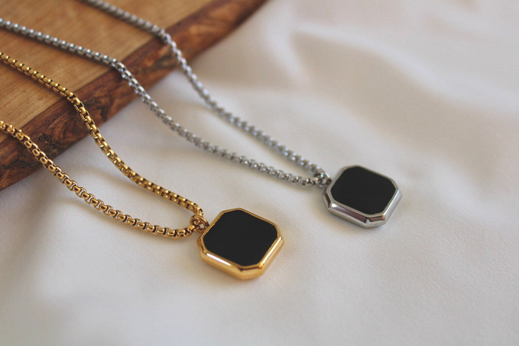 Magic Heat Revealed Photo Necklace