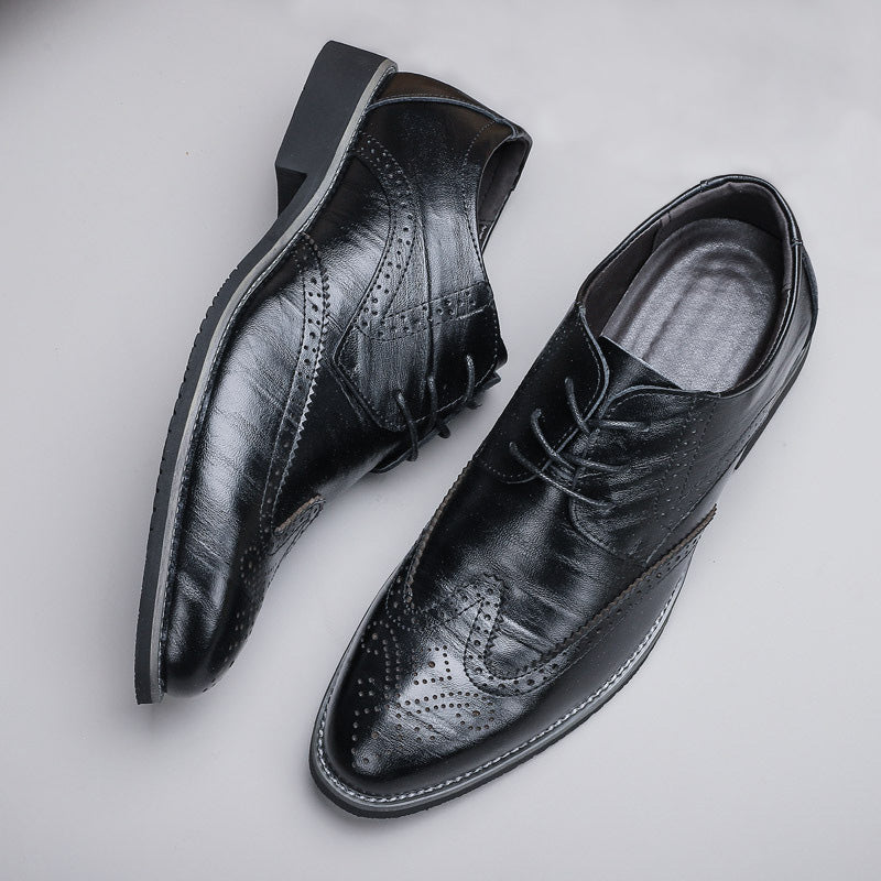 Men's Wingtip Brogues in Black