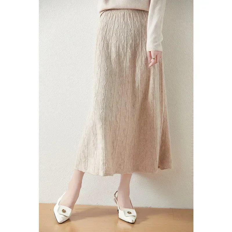 Women's Cable Knit Midi Skirt in Ivory White