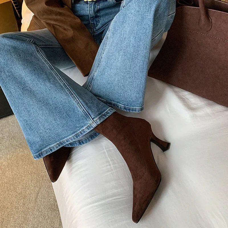 Women's Ankle Boots in brown, view 2