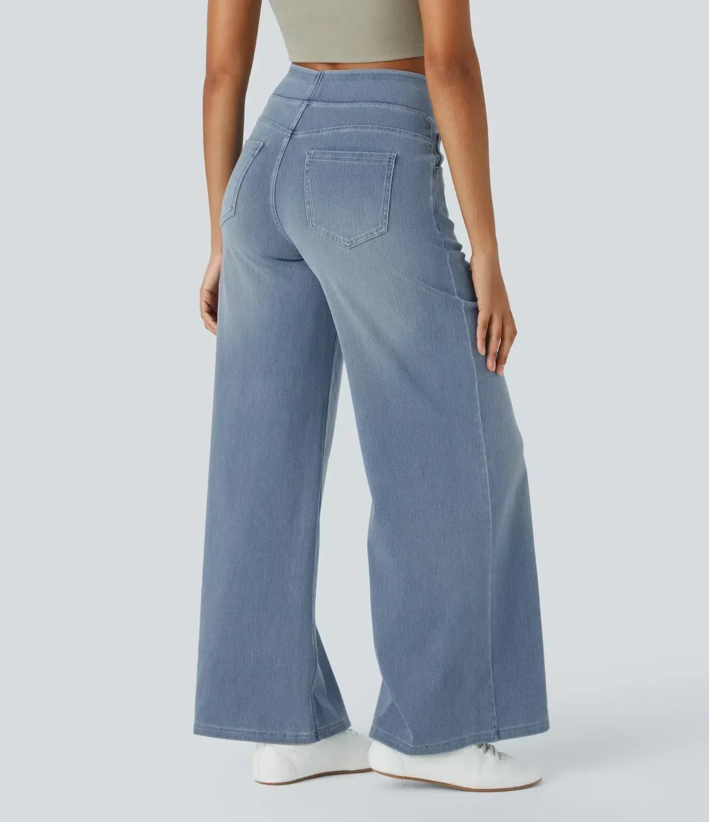 Women's Wide Leg Jeans in light blue, view 3